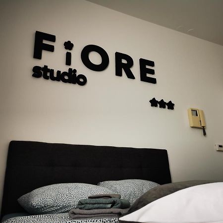 Fiore Self Check-In Осиек Екстериор снимка
